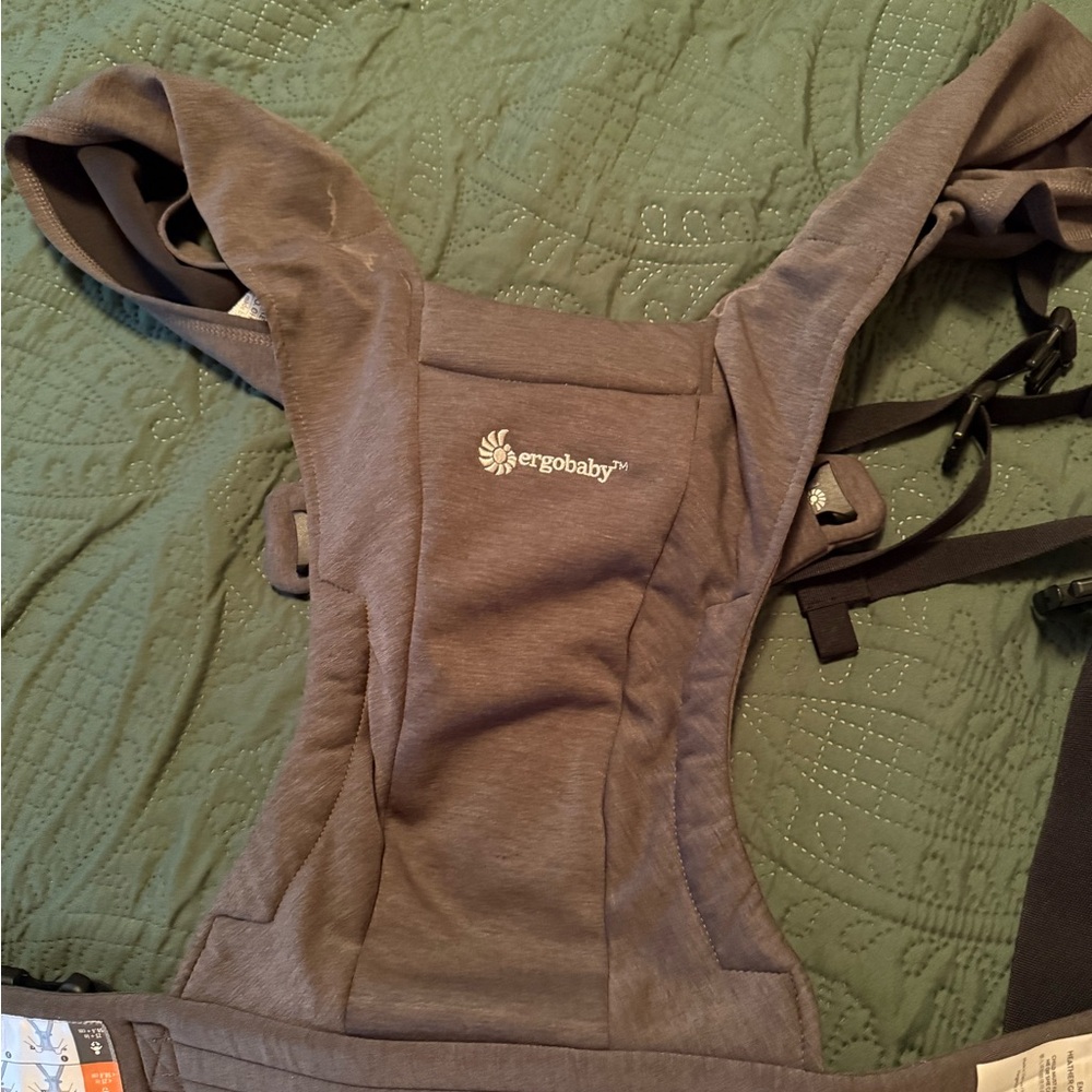 Ergobaby Gray Baby
